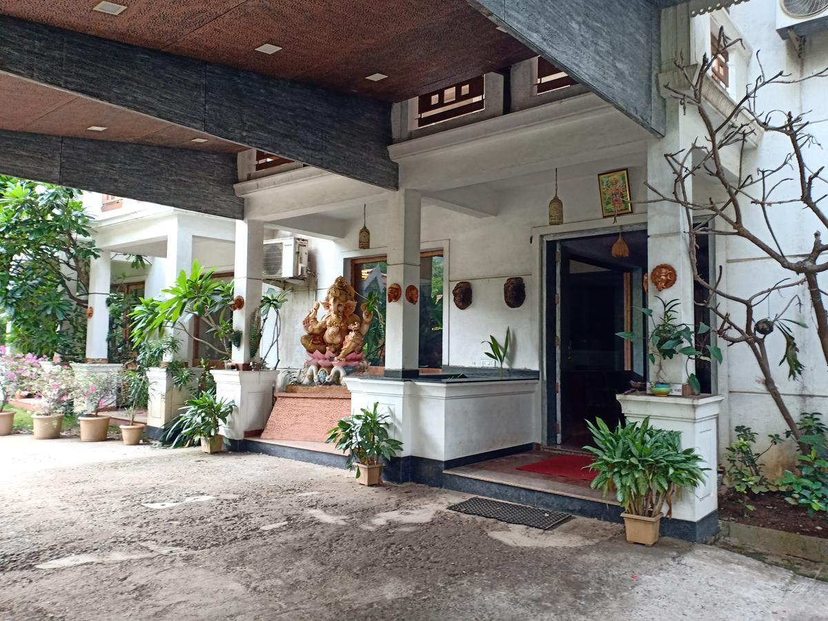 Mystica Resort ロナバラ エクステリア 写真